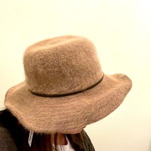 Fall/winter Hat, one size, super elegant look